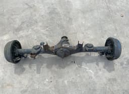 TOYOTA 4211035770 4211035670 4211035670 4211035660 4211035650 4211035640 4211035630 0441235200 0441235210 Rear Axle Complete TOYOTA HILUX VI (N140, N150, N160, N170) (1995-2005) — thumbnail 1