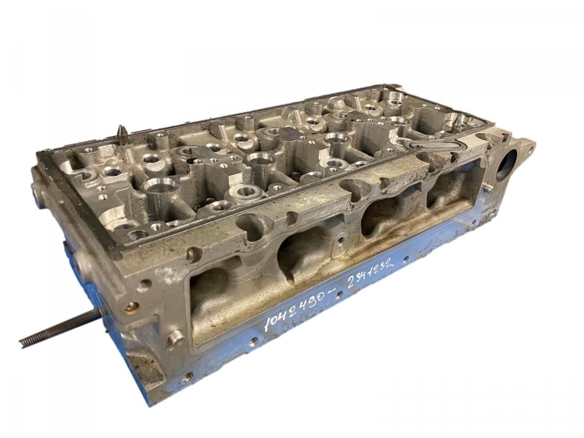 SKODA 04L103064E Cylinder Head SKODA OCTAVIA III (5E) (2012-2019)