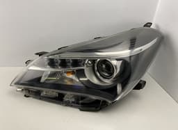 TOYOTA 811700DA50 Headlight left TOYOTA YARIS III (XP150) (2013-) — thumbnail 1