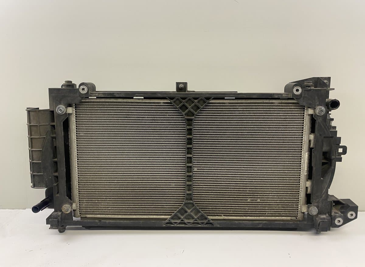 NISSAN 214105SH0A 921105SHOB 214963NL1B Radiator set NISSAN LEAF II (ZE1) (2017-)