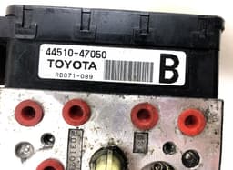 TOYOTA 44561047050 ABS hydraulic unit / pump TOYOTA PRIUS II (NHW20) (2003-2009) — thumbnail 2