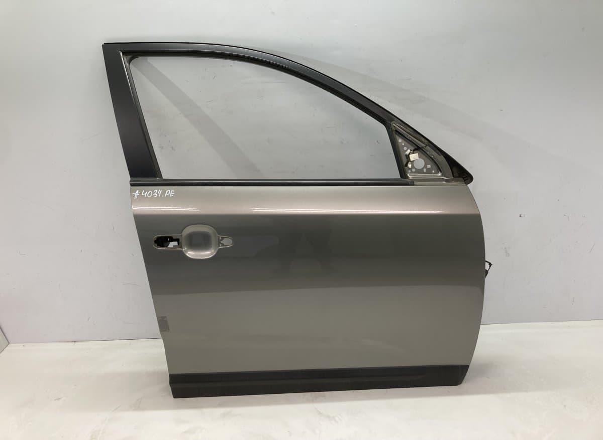 KIA 760042P010 Door Front Right KIA SORENTO II (XM) (2009-2015)