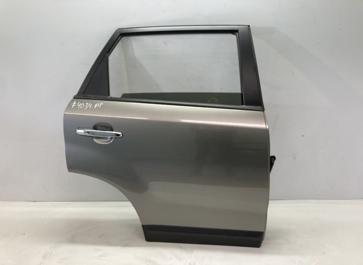 KIA 770042P010 Door Rear Right KIA SORENTO II (XM) (2009-2015)