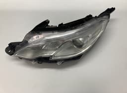 PEUGEOT 9677810180 90015175 Headlight left PEUGEOT 2008 I (A94) (2013-2019) — thumbnail 1