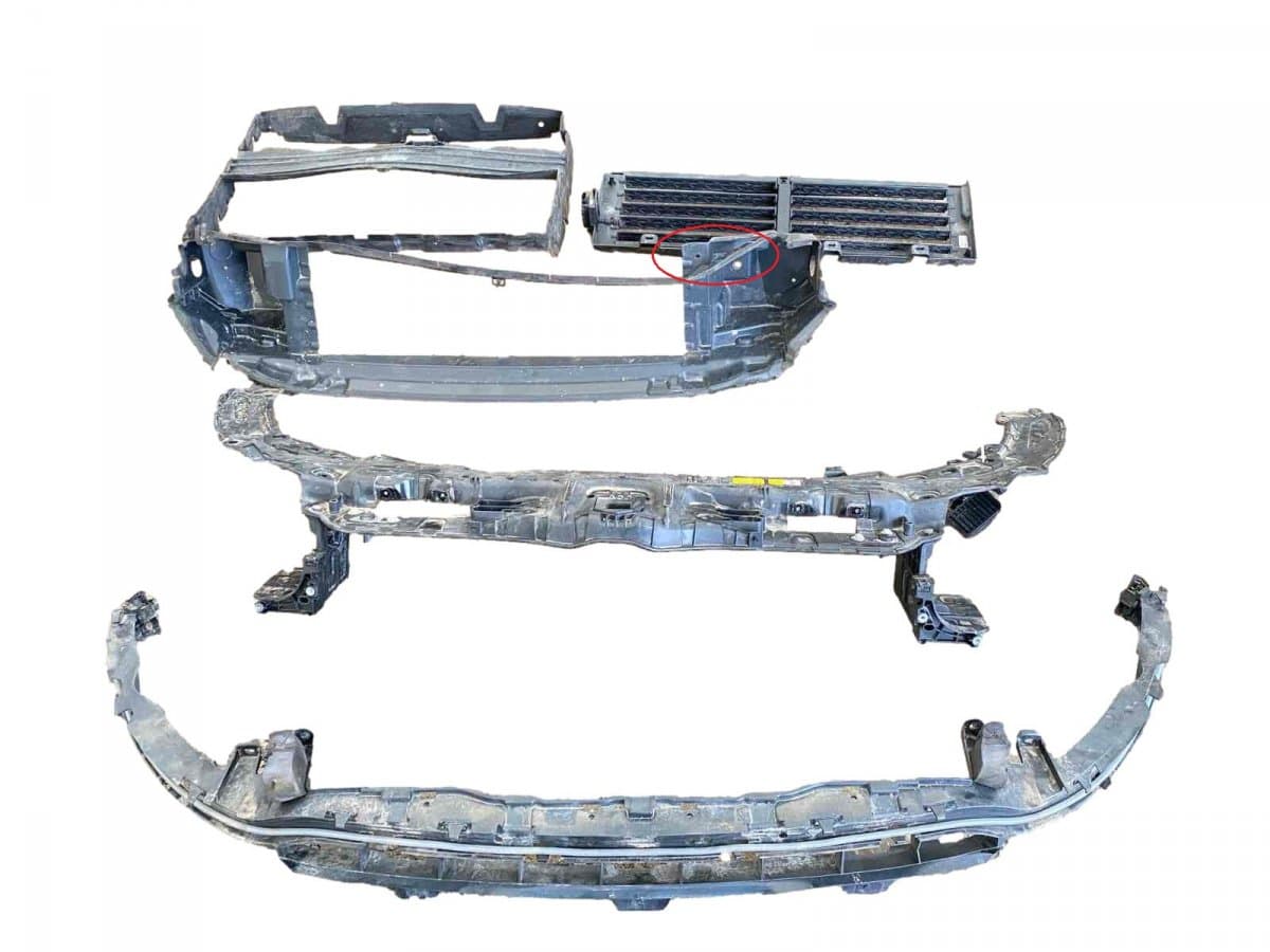 LR155024 Front panel LAND ROVER EVOQUE II (L551) (2018-)