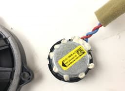 LAND ROVER LR047991 Set of loudspeakers LAND ROVER RANGE ROVER IV (LG/L405) (2012-2021) — thumbnail 4