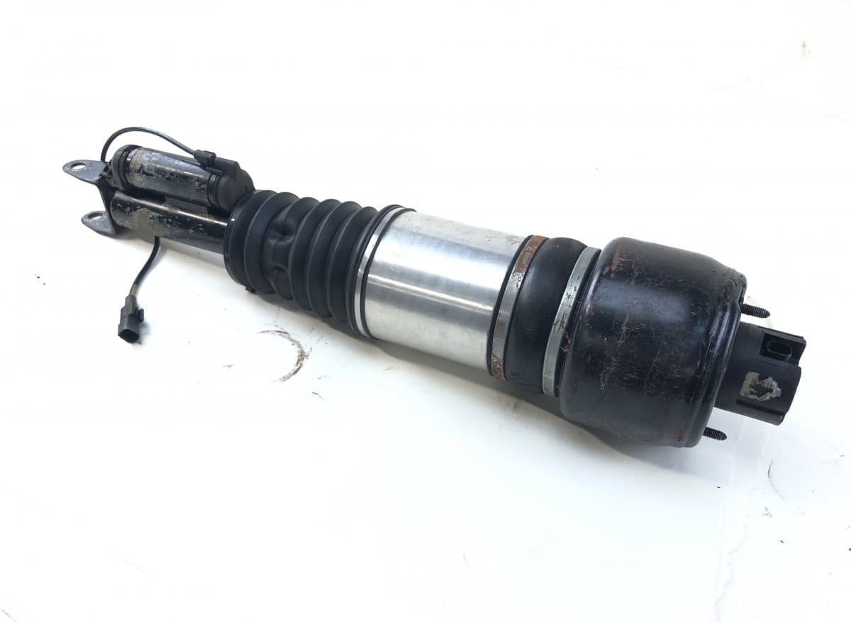 MERCEDES-BENZ A2113205438 Air shock absorber front right MERCEDES-BENZ CLS (C219) (2004-2010)