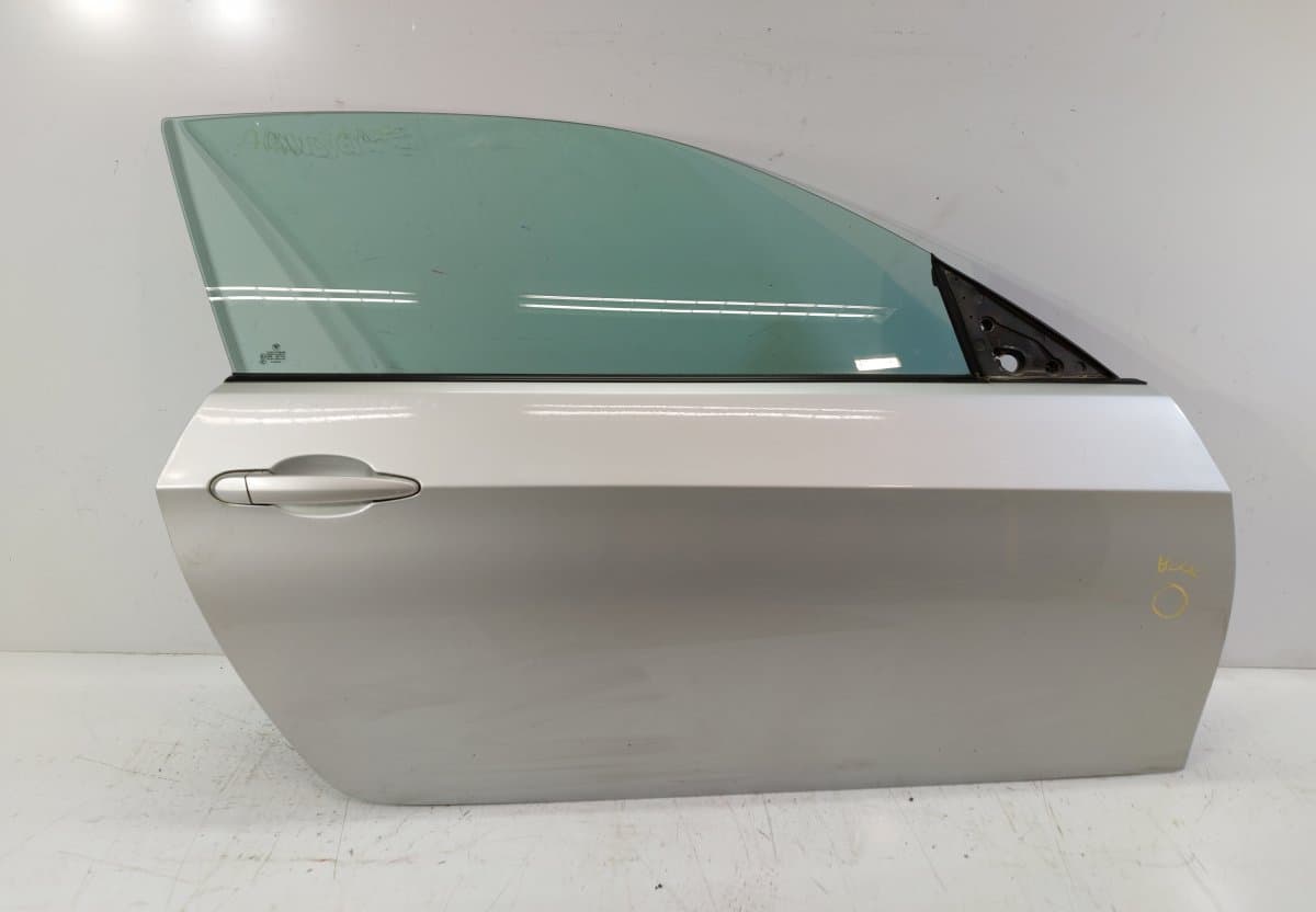 BMW Door Front Right BMW 3 (E90, E91, E92, E93) (2005-2011)