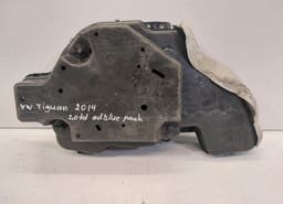 VW 5N0131877A 5Q0131969C 0444040011 5N0131331 AdBlue tank VW TIGUAN I (5N) (2007-2018) — thumbnail 8