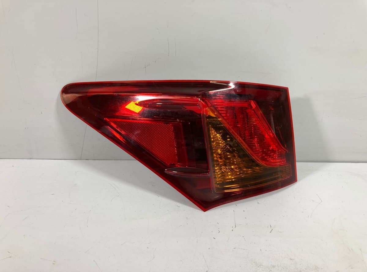 LEXUS 8156130C80 Tail light left LEXUS GS IV (2011-2020)