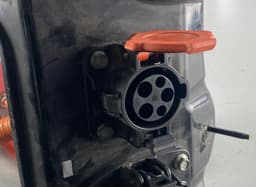 NISSAN 625503NA0A 296B1-3NA1A 62550-3NA0A Battery charging port / dock NISSAN LEAF I (ZE0) (2010-2017) — thumbnail 3