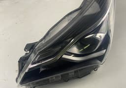 TOYOTA Headlight left TOYOTA YARIS III (XP150) (2013-) — thumbnail 2