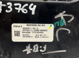 TESLA 6005921-00-E 600592100E 0013411123000 Tail light, right TESLA MODEL S (5YJS) (2012-) — thumbnail 5