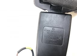 MERCEDES-BENZ A2058600585 A2058600685 A2058603185 Seat Belt Set MERCEDES-BENZ C-CLASS (W205) (2013-2021) — thumbnail 1
