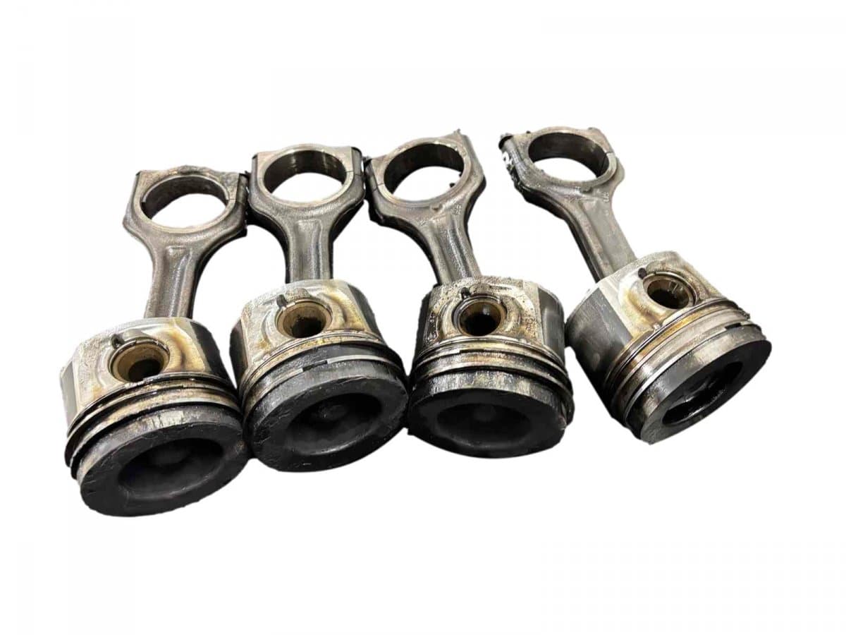 PEUGEOT 1628566280 1612784080 Piston Kit PEUGEOT EXPERT / TRAVELLER (2016-)