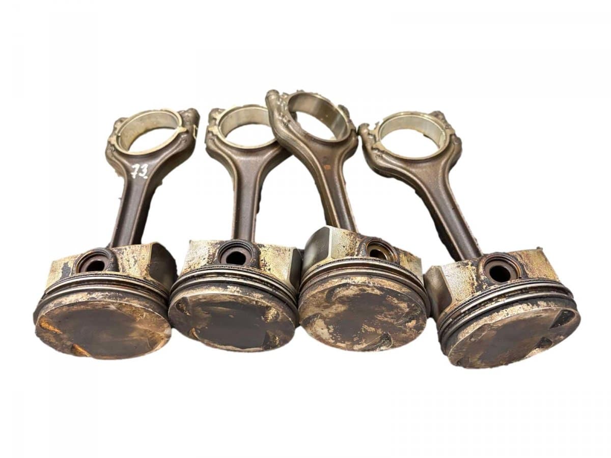SKODA 04E198401D 04E107065GG Piston Kit SKODA OCTAVIA III (5E) (2012-2019)