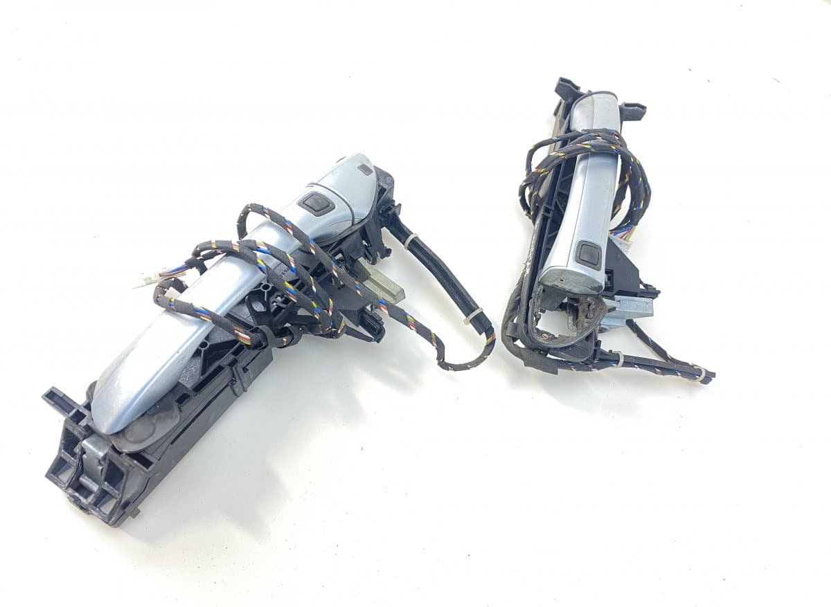 MERCEDES-BENZ A2307601770 A2307601870 Door handle exterior set MERCEDES-BENZ SL-CLASS (R230) (2001-2012)