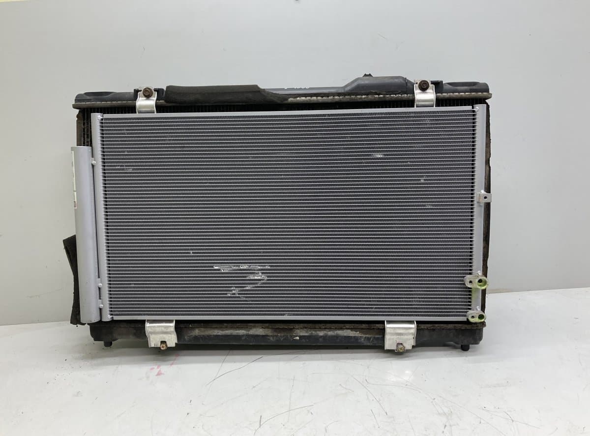 LEXUS 4221332771 1640031370 1671131230 Radiator LEXUS GS III (2005-2011)