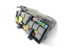 CHRYSLER 4692299AJ Fuse box CHRYSLER VOYAGER V (RT) (2007-2016) — thumbnail 1