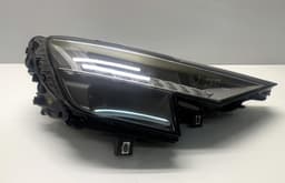 AUDI 4M8941036 Headlight right AUDI Q8 (4MN) (2018-) — thumbnail 1