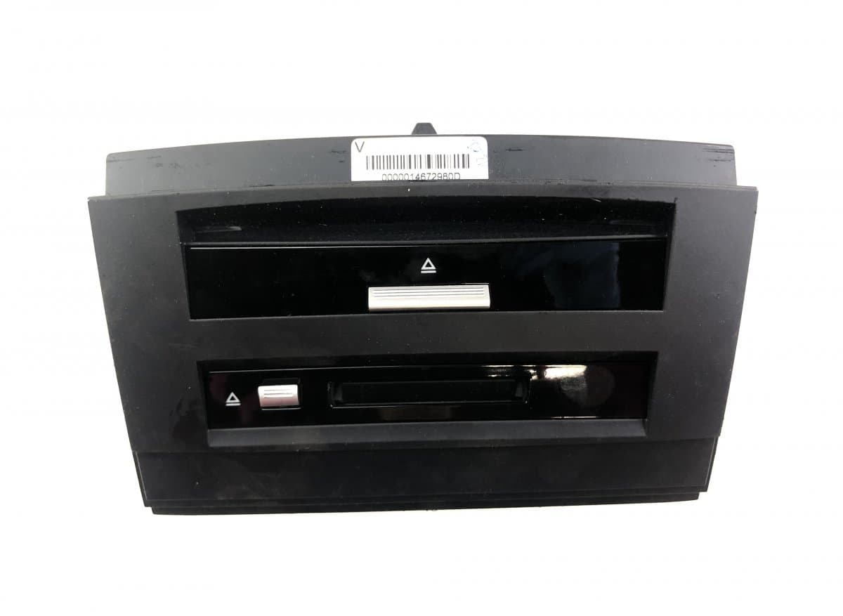 MERCEDES-BENZ BE7011 CD Changer MERCEDES-BENZ S-CLASS (W221) (2005-2013)