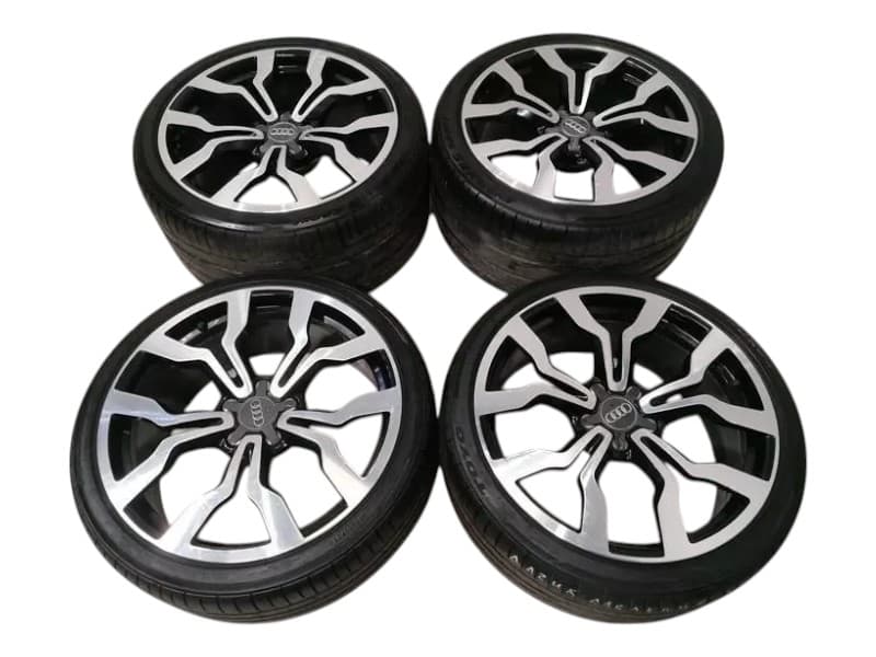 AUDI R8 TYPE 42 V10 5.2 SPYDER Alloy Wheel SET 420601025AK