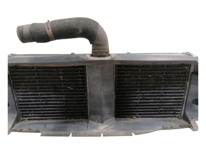 AUDI AUDI R8 TYPE 42 V10 5.2 SPYDER Water radiator 420121254A
