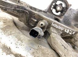 VOLVO 31476231 Wheel bearing housing rear left VOLVO V60 II / S60 III (224, 225, 227) (2018-) — thumbnail 3