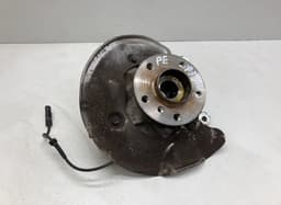 BMW 6876646 6876646-01 Wheel bearing housing front right BMW 2 Active Tourer (F45, F46) (2013-2021) — thumbnail 1