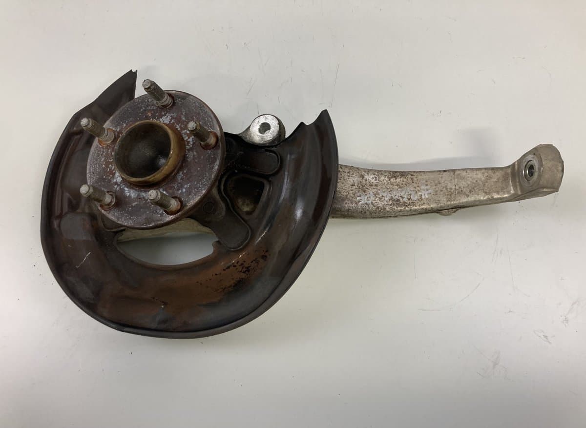 LEXUS 4320153010 8954430040 Wheel bearing housing front right LEXUS IS III (XE30) (2013-)