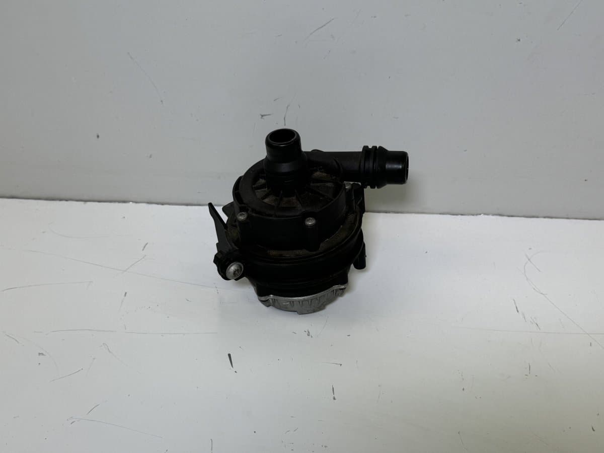 BMW 0392024062 Water Pump BMW 3 (F30, F31, F34, F80) (2011-2019)
