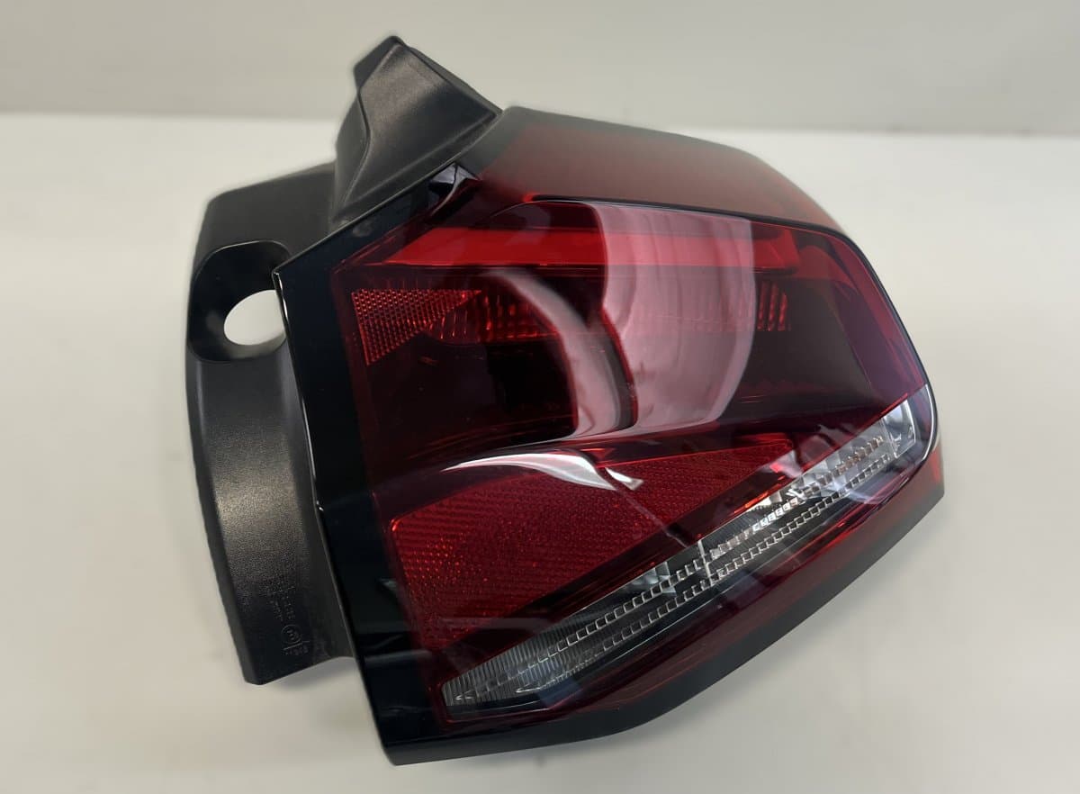 CITROËN 9831100080 Tail light, right CITROËN C4 III / X (C41) (2020-)