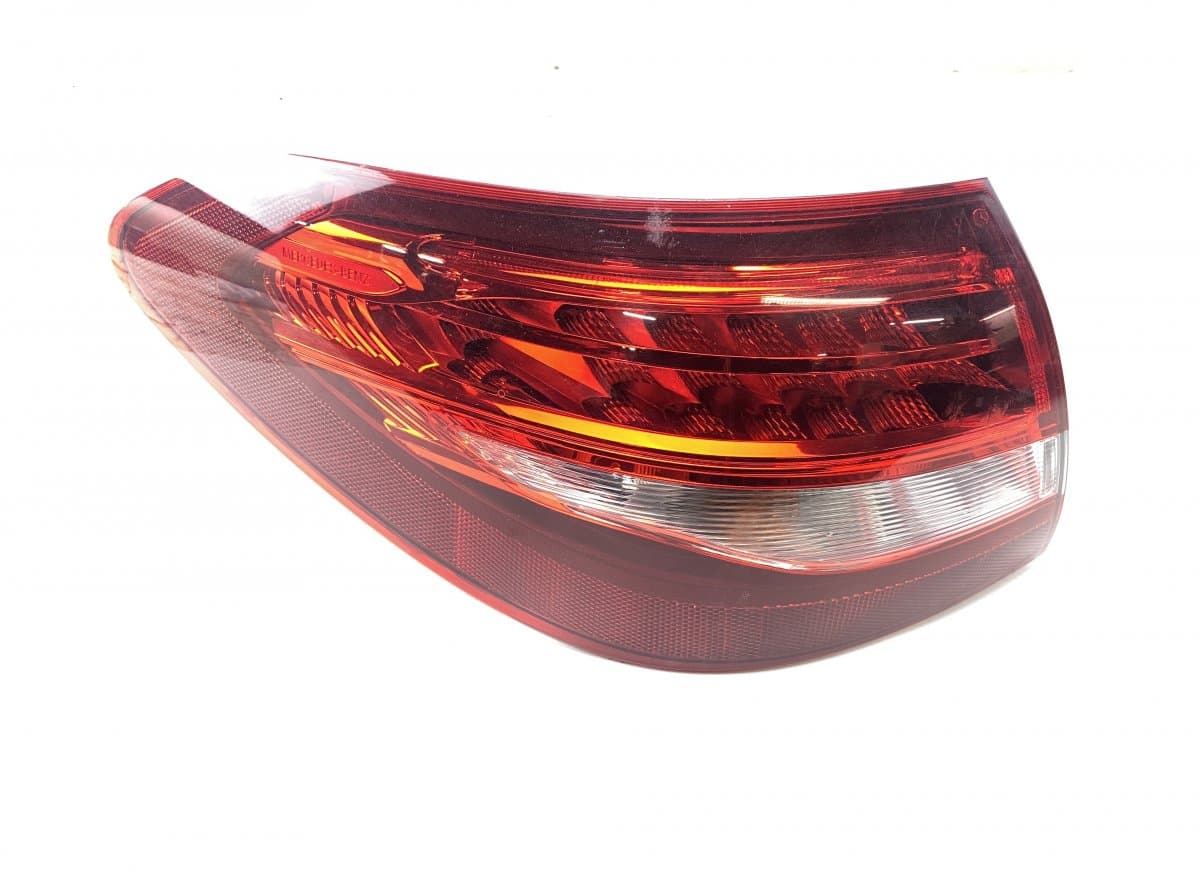 MERCEDES-BENZ A2059060557 Tail light left MERCEDES-BENZ C-CLASS (W205) (2013-2021)