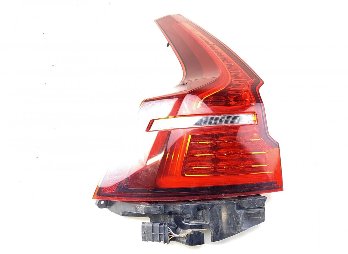 VOLVO 32291358 Tail light left VOLVO V60 II / S60 III (224, 225, 227) (2018-)