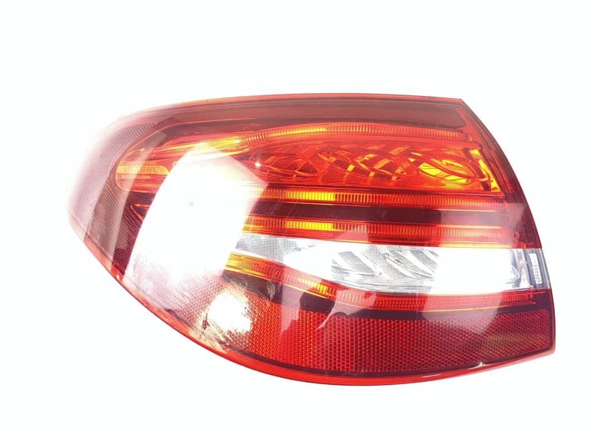 MERCEDES-BENZ A2059065100 Tail light left MERCEDES-BENZ C-CLASS (W205) (2013-2021)