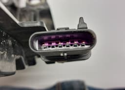 VOLVO 32291359 Tail light, right VOLVO V60 II / S60 III (224, 225, 227) (2018-) — thumbnail 4