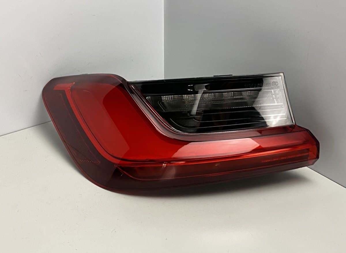 BMW H3742044912 742044912 2SD01317301 Tail light left BMW 3 / i3 (G20, G21, G28, G81) (2018-)