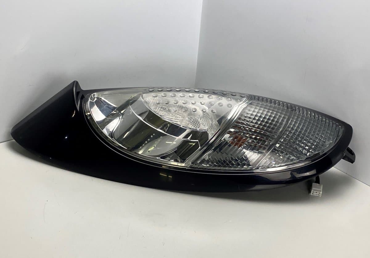 MITSUBISHI 8330A681 Tail light left MITSUBISHI i-MiEV (HA) (2011-2021)