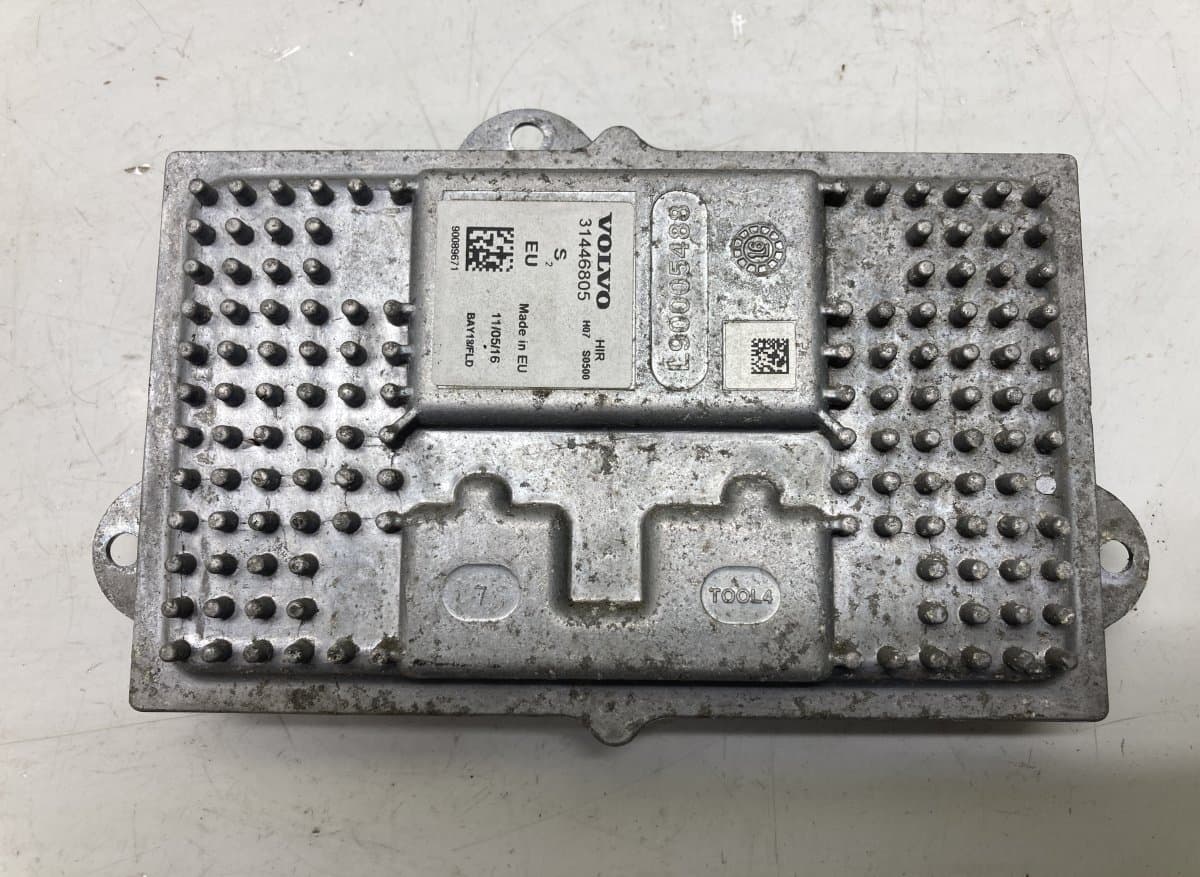 VOLVO L90032783 31446805 L90005488 Xenon control unit right VOLVO XC90 II (2014-)