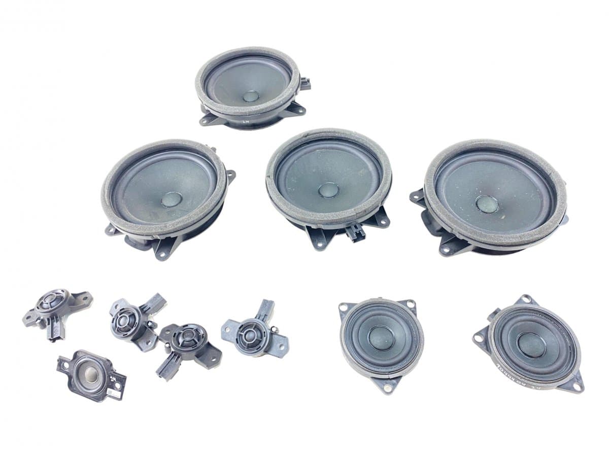 VOLVO 31350425 31350426 Set of loudspeakers VOLVO V60 II / S60 III (224, 225, 227) (2018-)