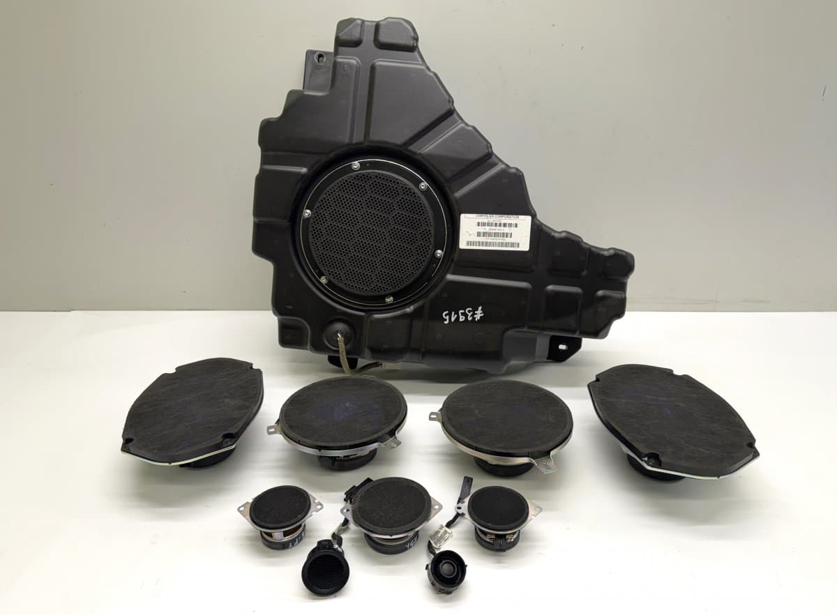 JEEP 05064610ACA 05064358AB 05064551AB 05064360AB 05064359AB 68248827AA Set of loudspeakers JEEP GRAND CHEROKEE IV (WK, WK2) (2010-2021)
