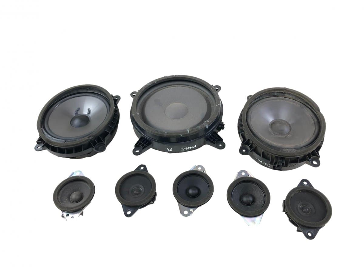 LEXUS 8615033070 Set of loudspeakers LEXUS ES VII (2018-)