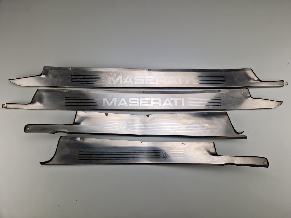 MASERATI 378305321 378305322 378305312 Scuff Plate Front Right MASERATI QUATTROPORTE II (03.94-)