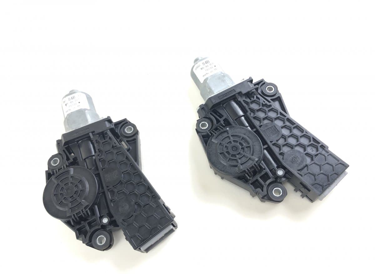 HONDA 70450TNYE12 Sun Roof Motor HONDA CR-V V (RW) (2016-2023)
