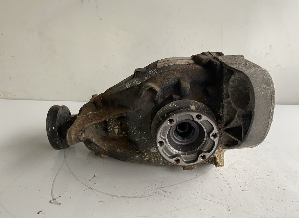 BMW Rear axle differential BMW 5 (E60, E61) (2003-2010)