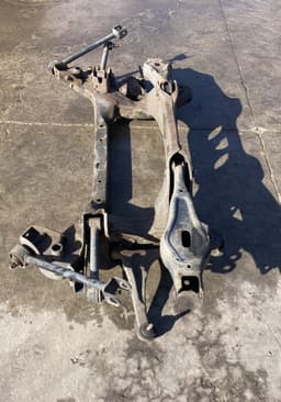 KIA 554002P500 552102P000 552302P000 552402P000 551002B000 552502P000 Rear axle Beam KIA SORENTO II (XM) (2009-2015) — thumbnail 8