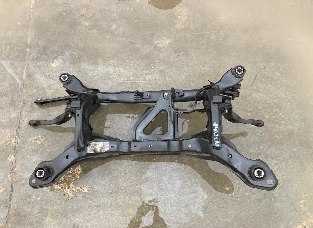 VOLVO 31329931 Rear axle Beam VOLVO XC60 I (2008-2017)