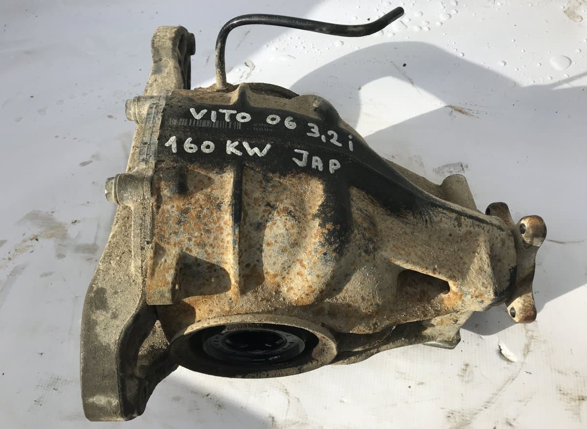 MERCEDES-BENZ Rear axle differential MERCEDES-BENZ VITO / VIANO (W639) (2003-2014)