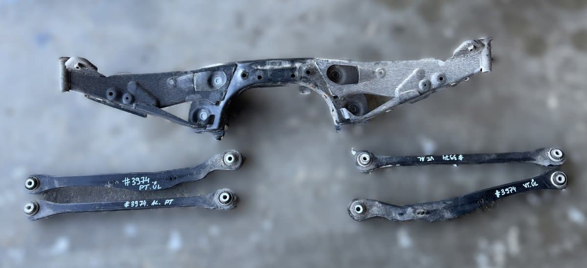 BMW 33306851560 33326851563 33326851569 Rear axle Beam BMW X1 (F48) (2014-2022)