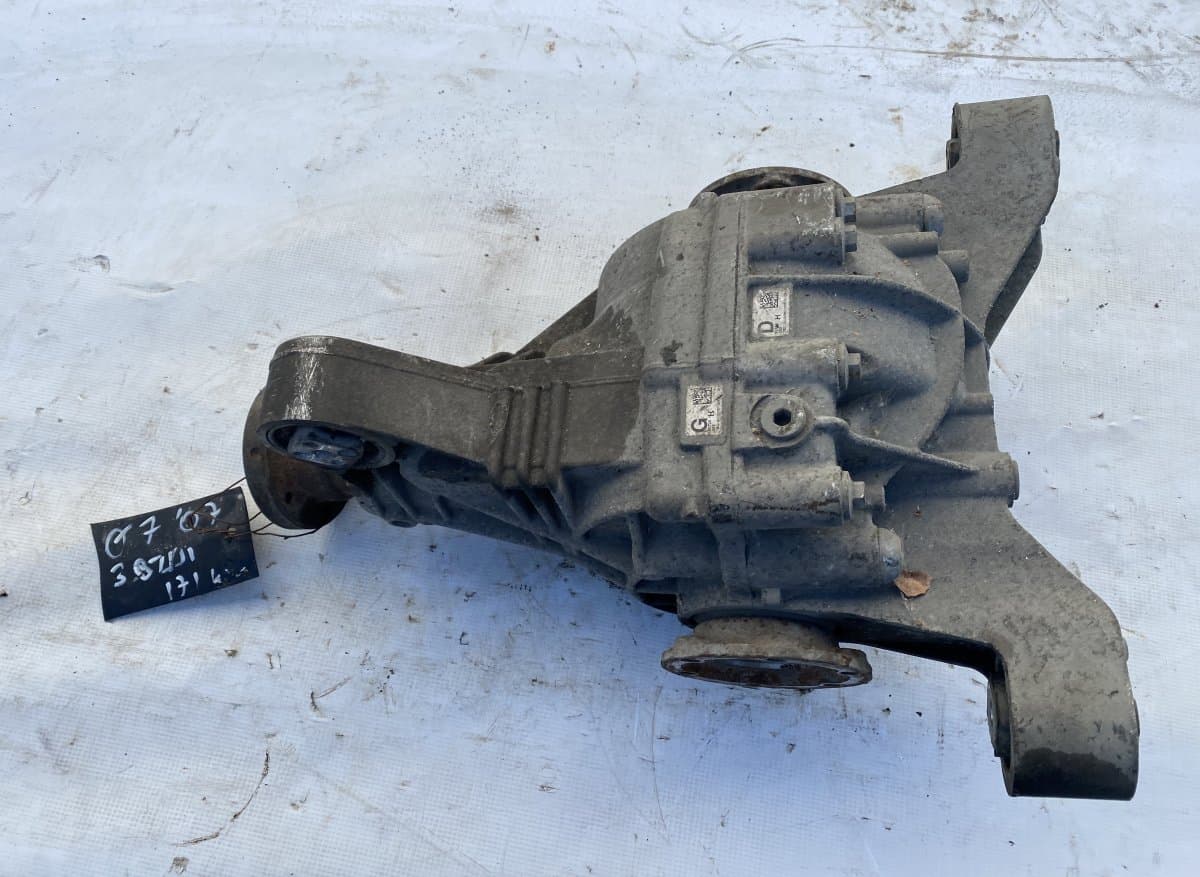 AUDI Rear axle differential AUDI Q7 (4L) (2006-2015)